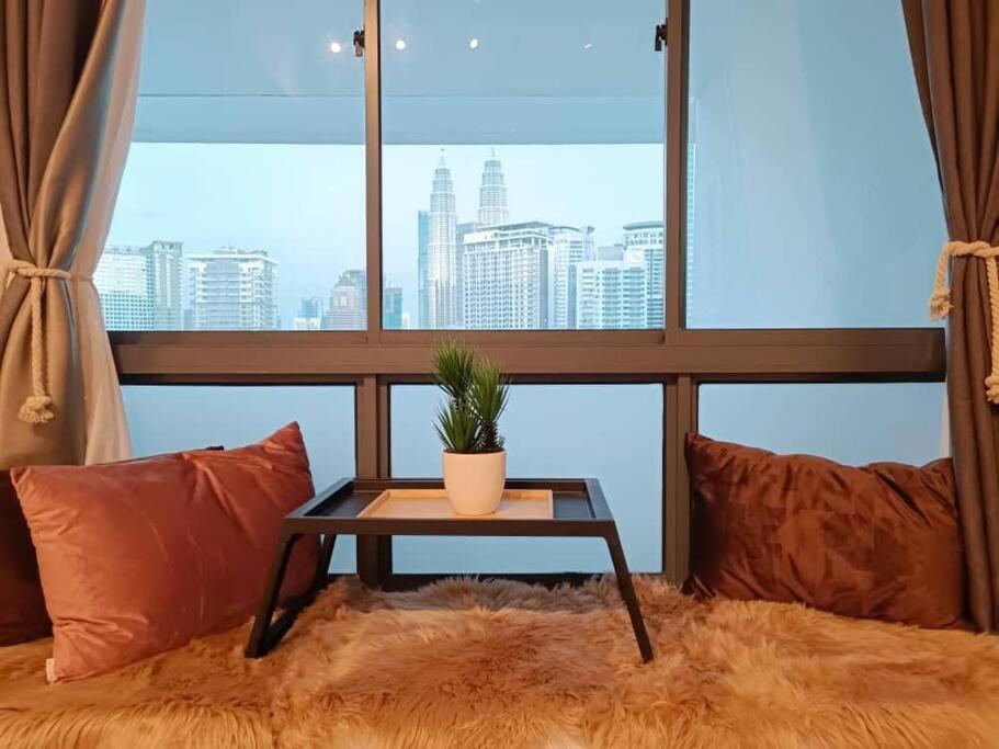 C14B Modern Infinity Pool Klcc Balcony View Διαμέρισμα Κουάλα Λουμπούρ Εξωτερικό φωτογραφία