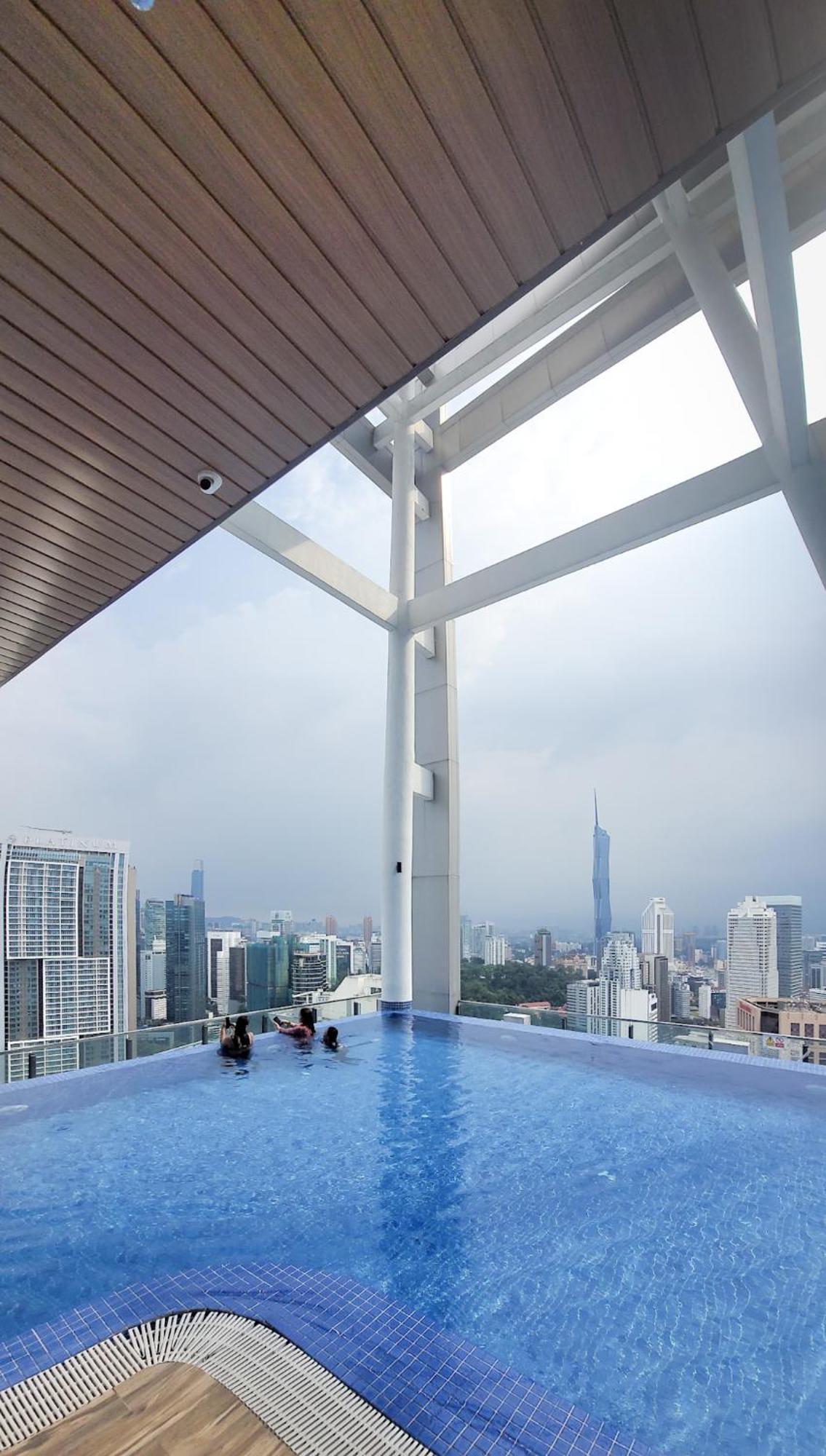 C14B Modern Infinity Pool Klcc Balcony View Διαμέρισμα Κουάλα Λουμπούρ Εξωτερικό φωτογραφία